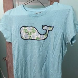 Vineyard vines tee